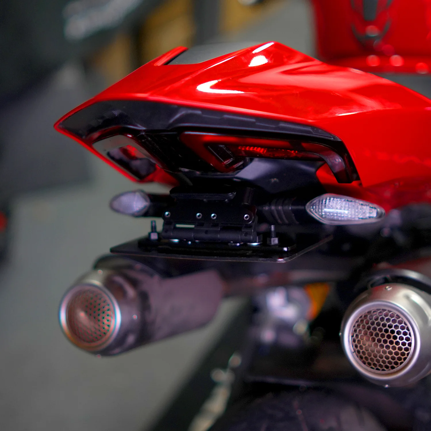 Ducati Streetfighter V2/V4 - Image 10