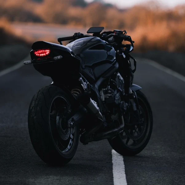 Honda CBR650R / CB650R - Image 10