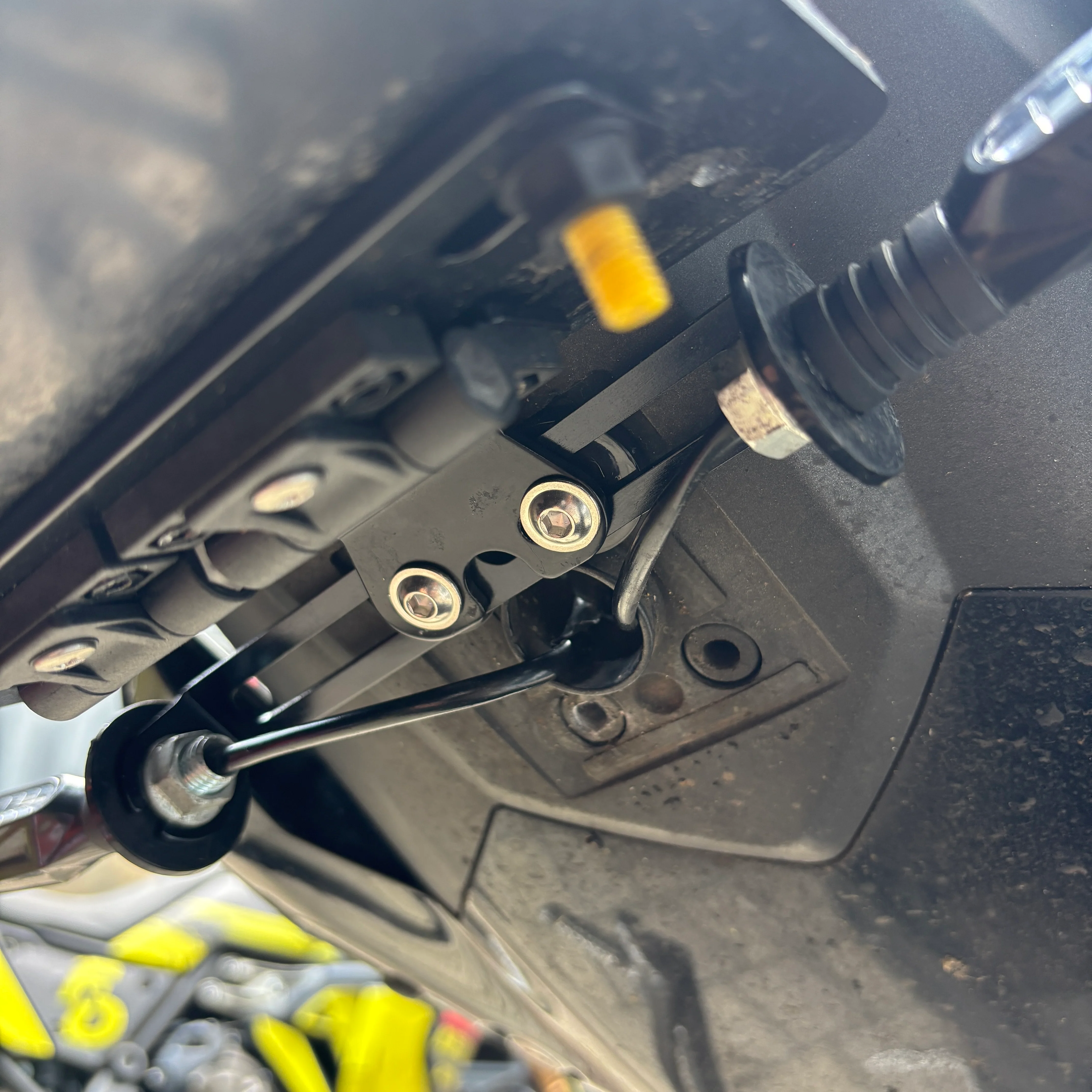 Indicator Holders - Universal - Image 4