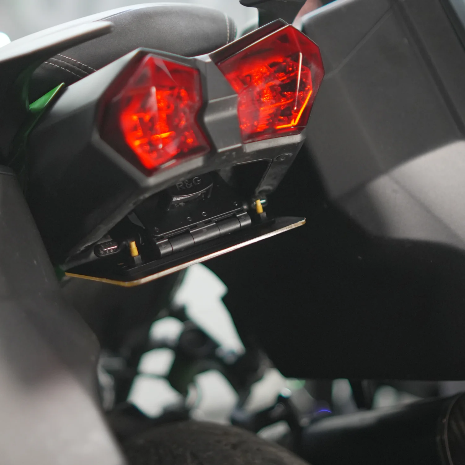 Kawasaki Ninja H2 SX - Image 4