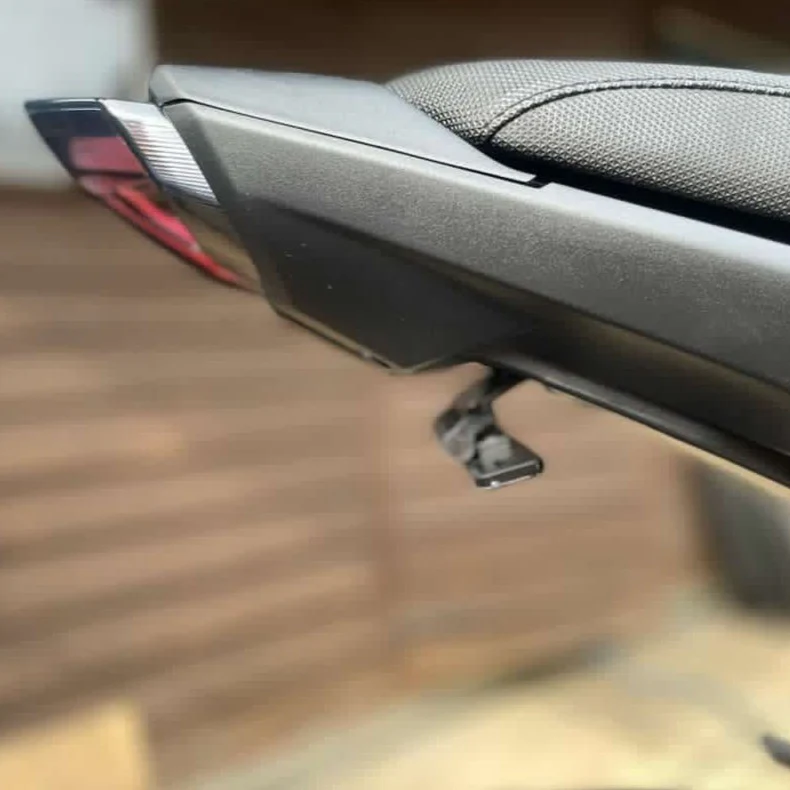 Yamaha MT10 - Image 8