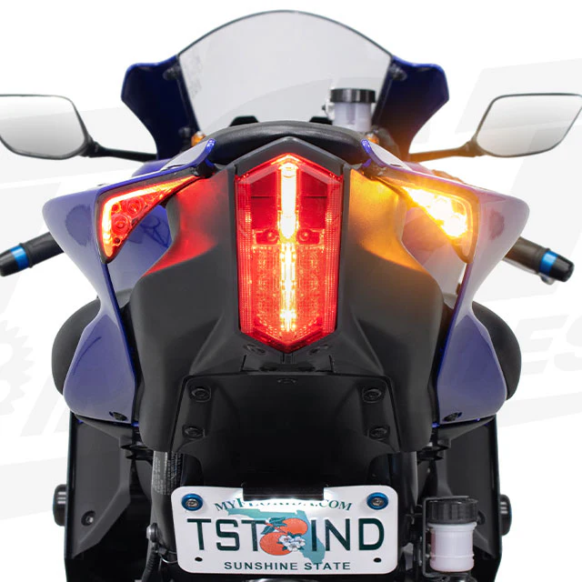 Yamaha R7 Integrated Rear Light - Image 4