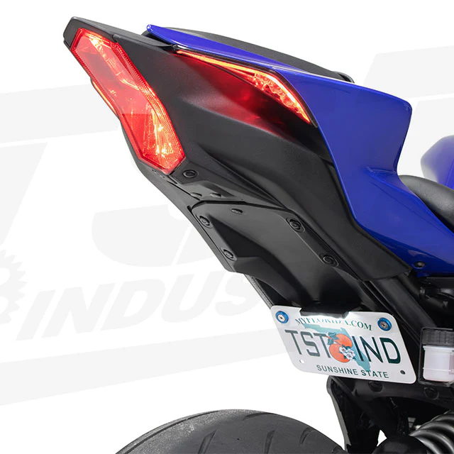 Yamaha R7 Integrated Rear Light - Image 8